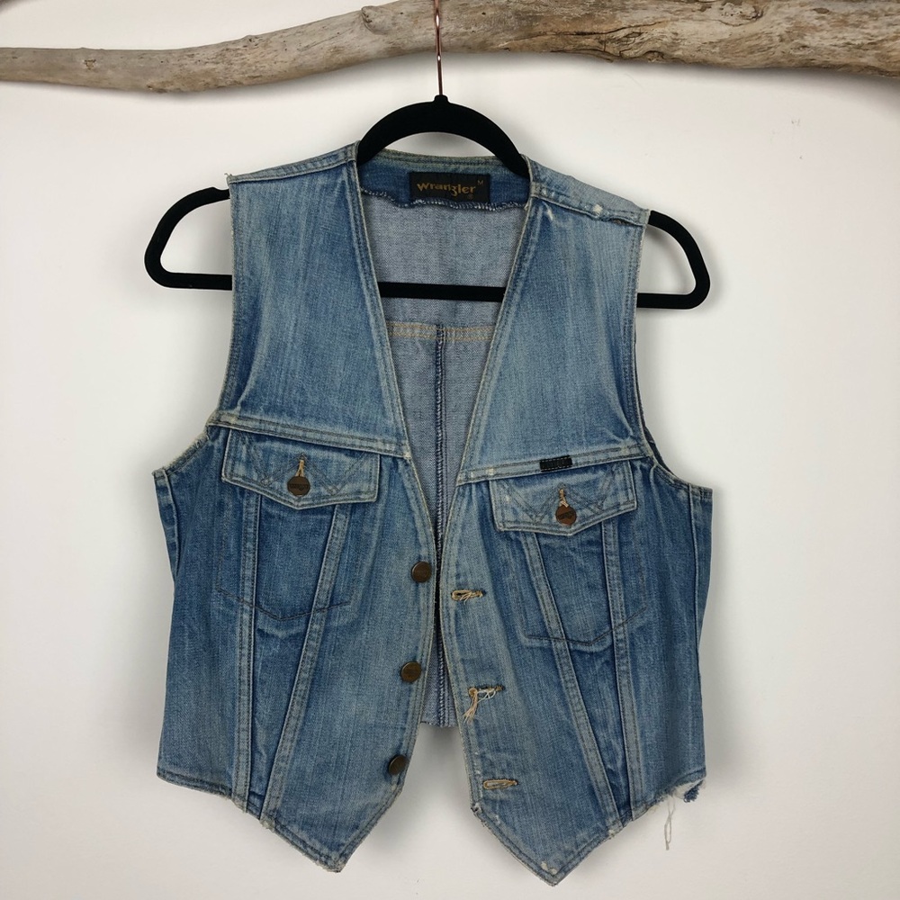 VTG Wrangler Distressed Denim Vest. M.